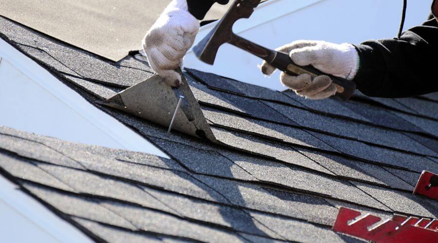 Professional gutter cleaning in Woodstock, OH